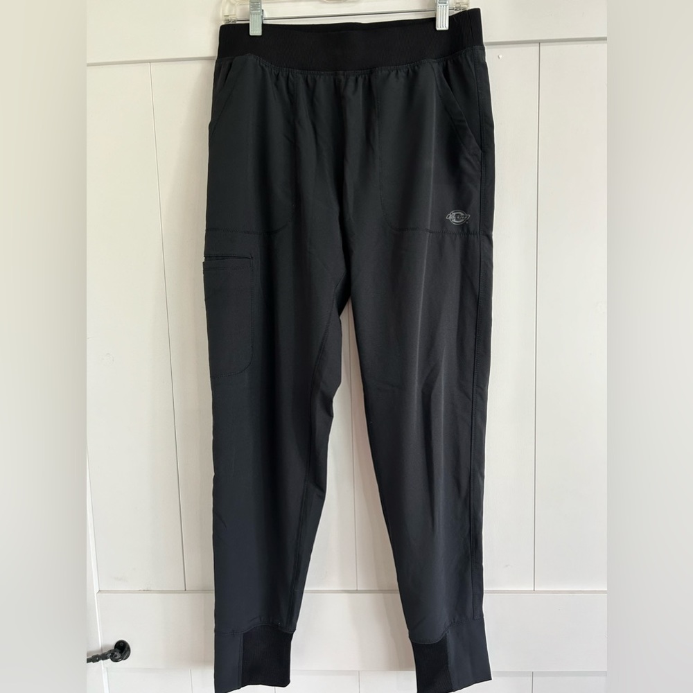 Dickies swift jogger scrub pants